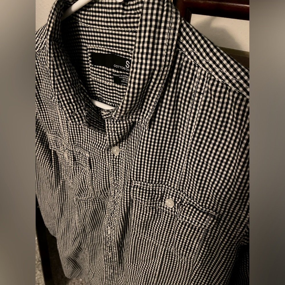 ❗️2/$15 Men’s Cotton On Button Down